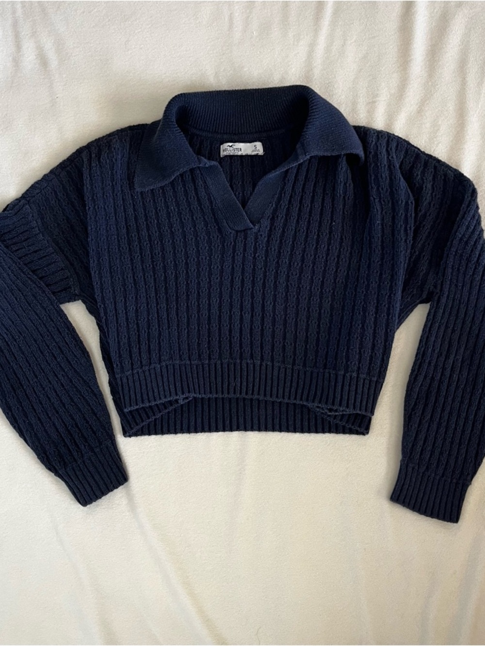Hollister Navy Collared V-Neck Cable Knit Cropped Sweater